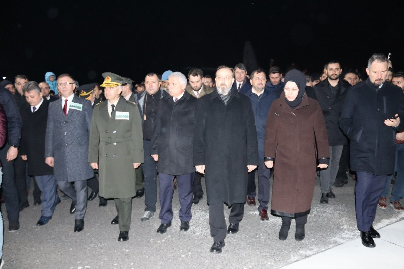 İdlip'de şehit düşen iki askerin naaşı Tekirdağ'a getirildi 11