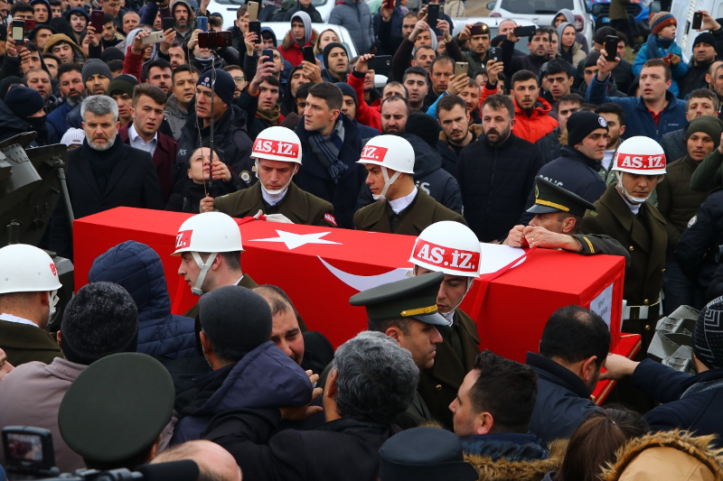 İdlib şehidi Uzman Onbaşı Recep Bekir son yolculuğuna uğurlandı 5