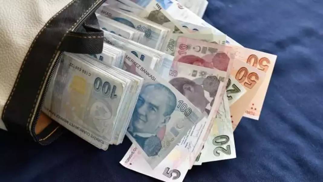 300 Bin TL’nin Faiz Getirisi Ne Kadar Oldu? Ziraat Bankası, Garanti BBVA, Akbank, Yapı Kredi! 10