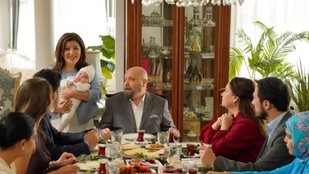 Kızılcık Şerbeti’nin Yeni Sezonunda Sürpriz Gelişme! 1