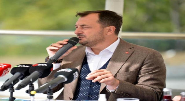 Yoldaki çukurlara tepi gösteren Başkan Yüksel: TESKİ hakkında suç duyurusunda bulunacağız