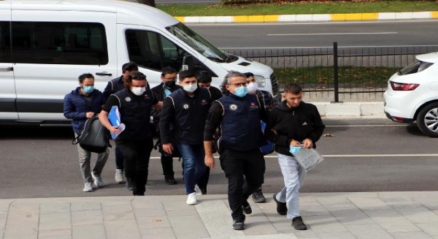 Yunanistan’a kaçma hazırlığındaki 5 FETÖ şüphelisi, Tekirdağ’da yakalandı
