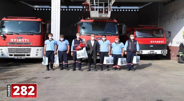 BAŞKAN HİKMET ATA’DAN MARMARAEREĞLİSİ İTFAİYESİNE ZİYARET