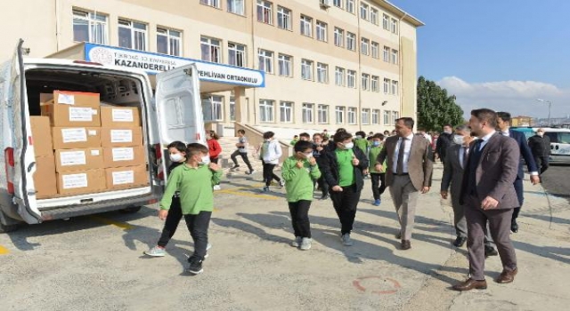Süleymanpaşa Belediyesi’nden 1111 öğrenciye eğitim malzemesi desteği