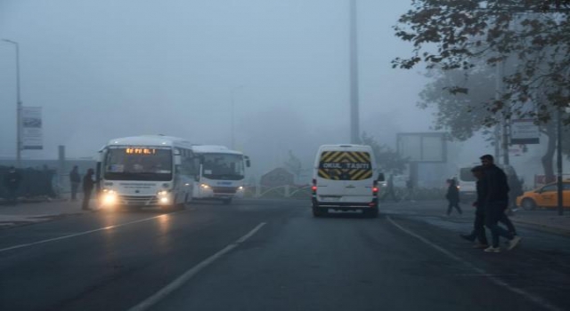 Çorlu’da sis etkili oldu