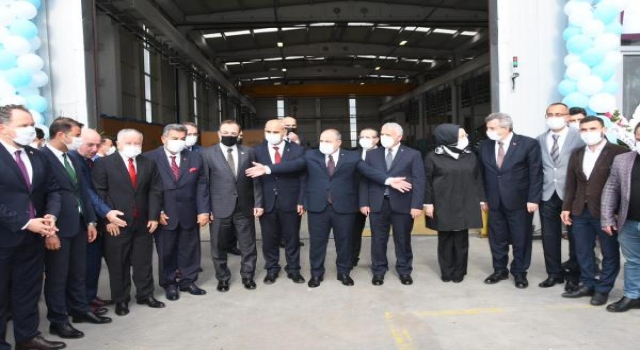 Bakan Varank: Türkiye plastik kalıp üretiminde bir çok ülkeye ihracat yapıyor