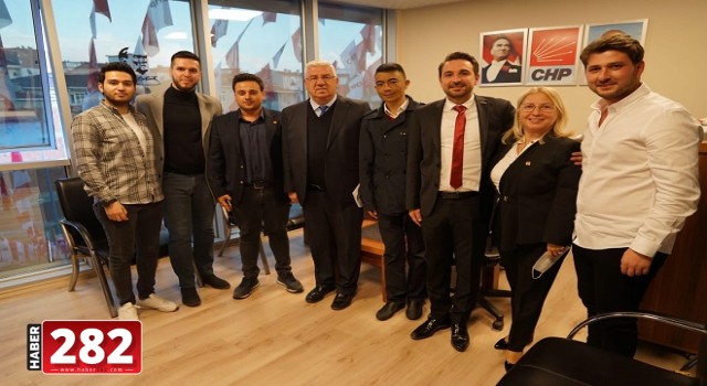 Başkan Yüksel’den gençlere tebrik