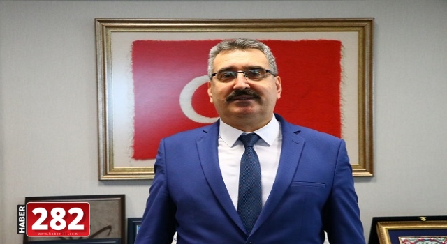 Akademisyen ve öğrenciler "online" seslendirdikleri "İstiklal Marşı"nın klibini hazırladı