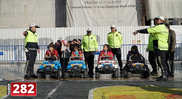 "Mobil Trafik Eğitim Tırı" Tekirdağ'a geldi