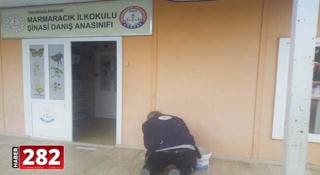 Ergene Belediyesi her alanda vatandaşının yanında Anasınıfının bozulan parke zemini Ergene Belediyesi tarafından yenilendi