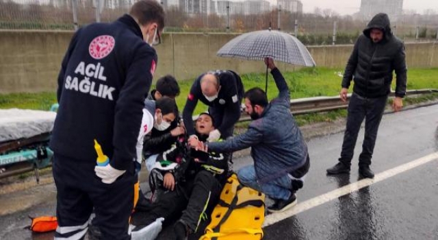 İhtara uymayan motosiklet sürücüsü, polis memurunu yaraladı