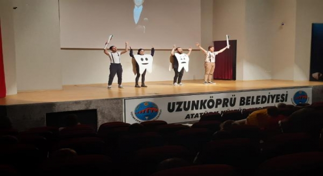 Edirne’de öğrencilere piyesli diş sağlığı eğitimi
