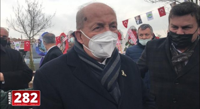 KADİR BAŞKAN TOPU TACA ATTI
