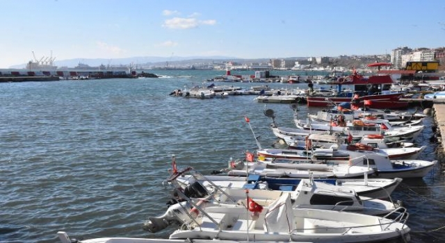 Tekirdağ’da deniz ulaşımına ’lodos’ engeli