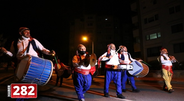Tekirdağlılar sahura "sahur bandosuyla" uyandırıldı
