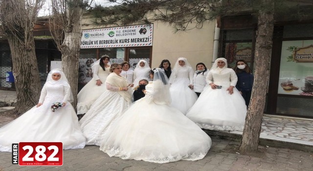 Gelinlerin Saç ve Makyajlarını Ergene Belediyesi Kursiyerleri Yaptı