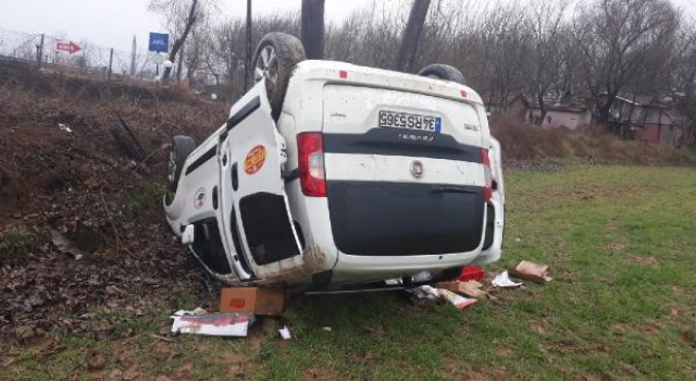 Keşan’da yoldan çıkan araç takla attı: 3 yaralı