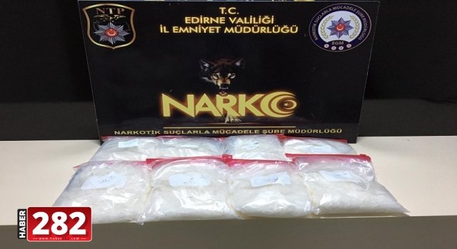 Sınır kapısında bir tırda yangın tüplerine gizlenmiş 20 kilogram eroin ele geçirildi