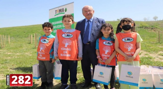 BÜYÜKŞEHİR BELEDİYESİ’NDEN FİDAN DİKME ETKİNLİĞİ
