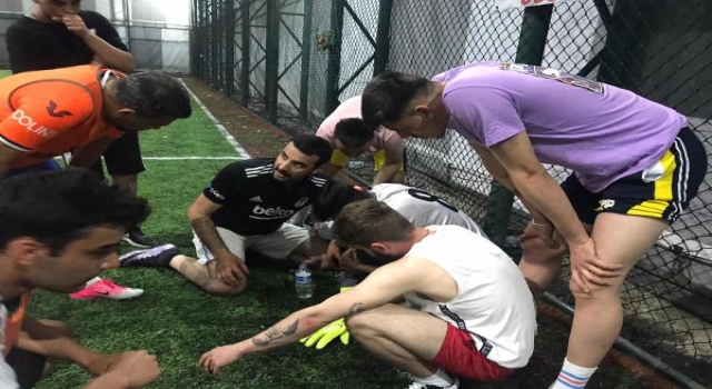 Futbol oynarken çarpışma sonucu dili boğazına kaçan genç hayata döndürüldü
