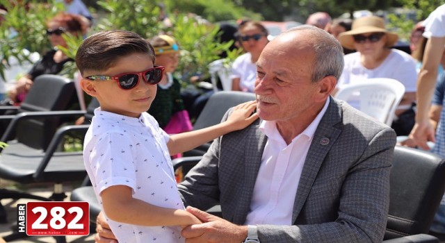Başkan Hikmet Ata, Miniklerin Yılsonu Etkinliğine Katıldı