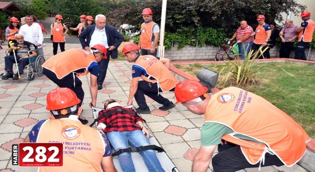 Çorlu Belediyesi Arama Kurtarma Ekipleri Tatbikata Katıldı