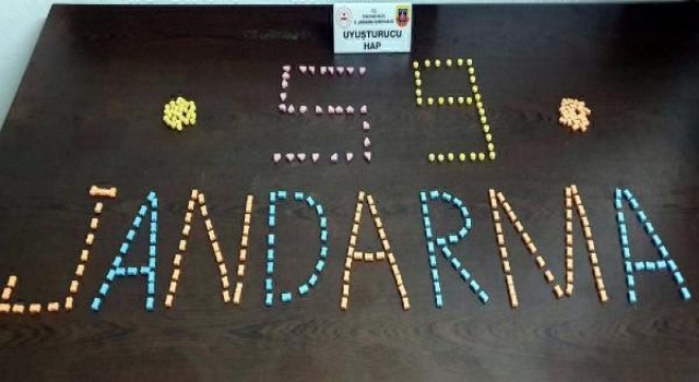 Taksici uyuşturucu hap ele geçirildi: 1 gözaltı