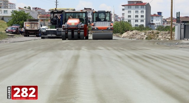KIZILPINAR’DA 3 BİN 500 METREKARE SIKIŞTIRILMIŞ BETON YOL YAPIMI TAMAMLANDI
