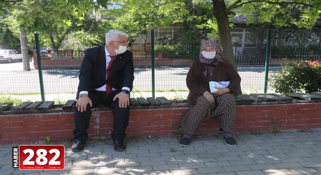 Başkan Yüksel 65 Yaş ve Üstü Vatandaşlarla Bayramlaştı