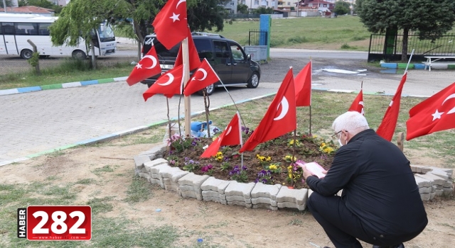 Başkan Yüksel Mezarlık Ziyaretinde Bulundu