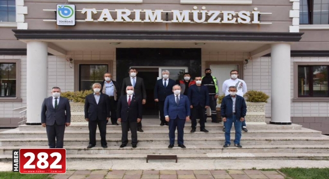 Büyükşehir Belediyesinin İlçelerdeki Çalışmaları Hız Kesmeden Devam Ediyor