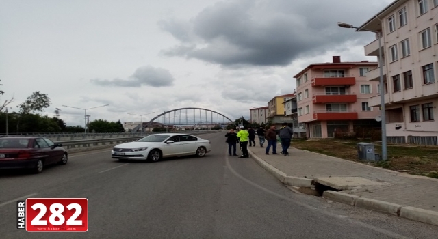 Malkara'da iki otomobilin çarpışması sonucu 8 kişi yaralandı