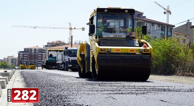 Çorlu Hatip Mahallesi Özgün Sokak'ta Yol ve Asfalt Serim Çalışmaları Tamamlandı
