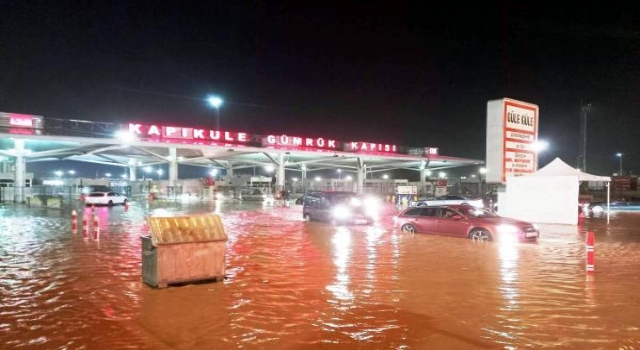 Edirne’de sağanak etkili oldu (2)