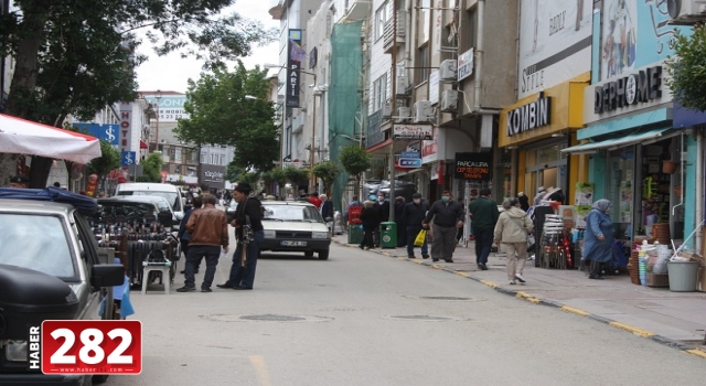 Keşan'da bazı caddelerde maske takma zorunluluğu getirildi