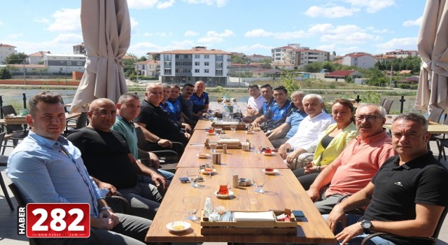 Ergene Belediyesi Zabıta personeli Yemekte Bir Araya Geldi