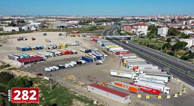 ÇERKEZKÖY-ÇORLU  YOLU ARASI TIR PARKLANMASI SORUNU ORTADAN KALKTI