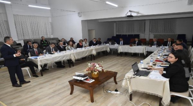 Vali Kırbıyık: Kadına yönelik şiddette farkındalığı etkin ortaya koymamız gerekiyor