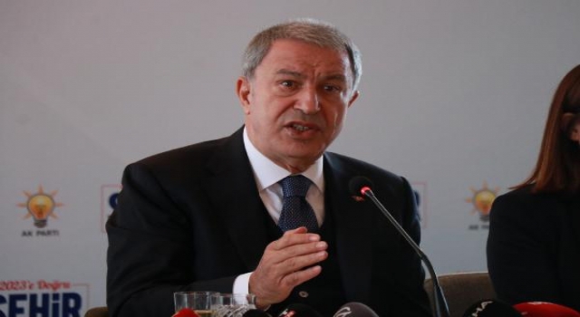 Bakan Akar: Yunanistan’ın, uzattığımız barış elini tutmasını bekliyoruz