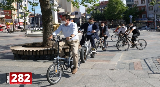 Çorlu Belediye Başkanı Sarıkurt Çevre Günü’nde Pedal Çevirdi