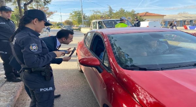 Edirne’de sürücüler KADES uygulaması hakkında bilgilendirildi