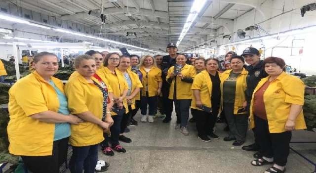 Edirne’de fabrikada çalışan kadınlar, KADES hakkında bilgilendirildi