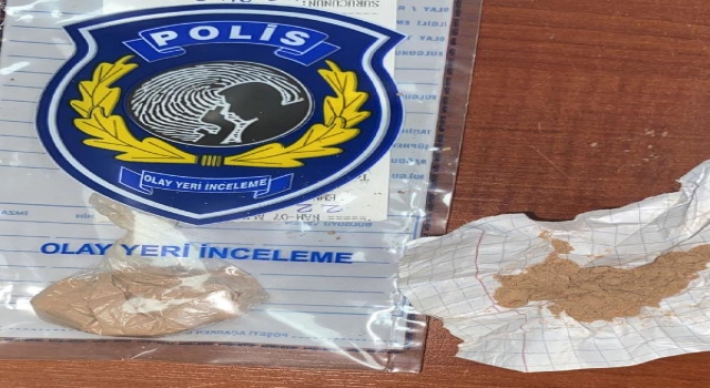 Polisten kaçan araçta uyuşturucu ele geçirildi: 5 gözaltı
