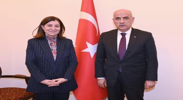 KEFEK Başkanı Fatma Aksal, Tarım ve Orman Bakanı Vahit Kirişci’yi ziyaret etti