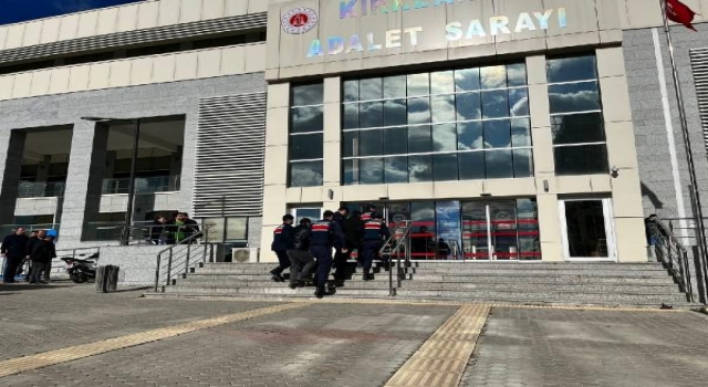 Afganistanlı kadın, paralarını gasbeden 2 organizatörü KADES sayesinde yakalattı