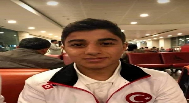 Depremde vefat eden milli güreşçi Şimşek, Tekirdağ’da toprağa verildi