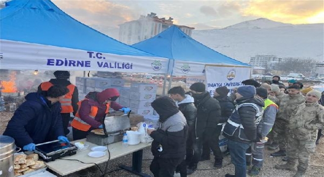 TRAKYA ÜNİVERSİTESİ KOLLARI SIVADI!