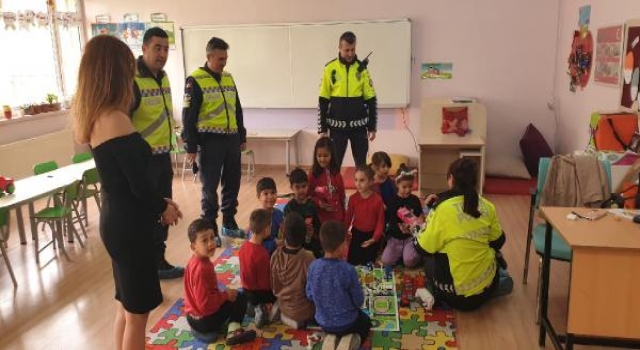 Keşan’da öğrenciler, ‘trafik güvenliği’ konusunda bilgilendirildi