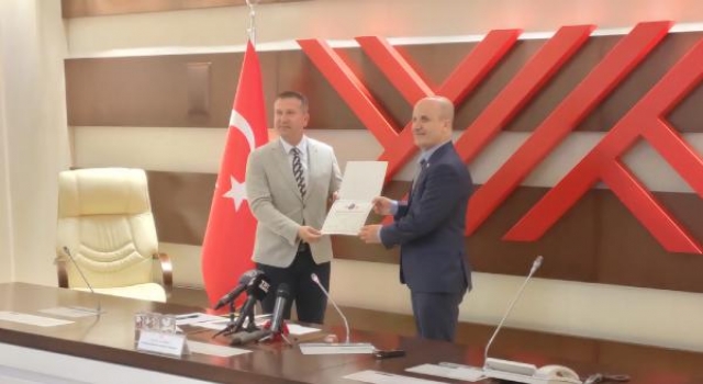 Tekirdağ Namık Kemal Üniversitesi’ne ’Engelsiz üniversite’ ödülü