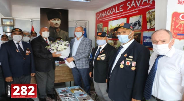 Kıbrıs Barış Harekatı’nın Yıldönümünde Anlamlı Ziyaret